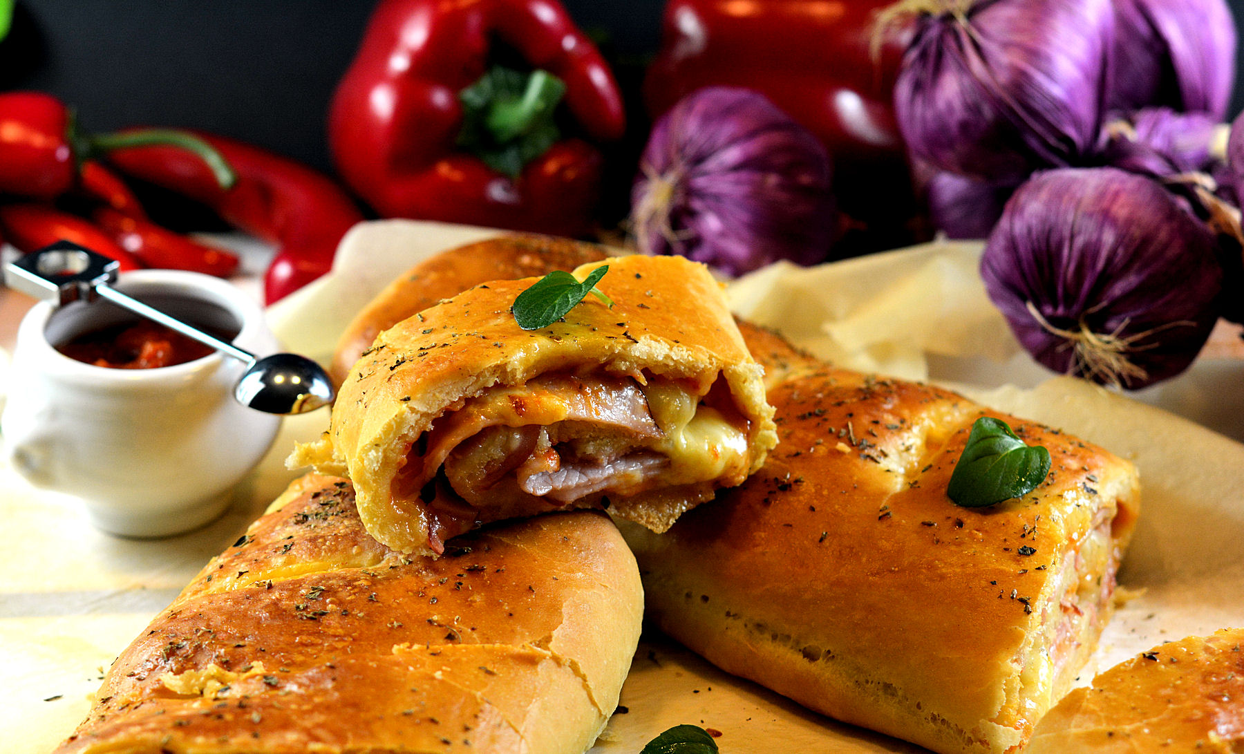 Stromboli pizza