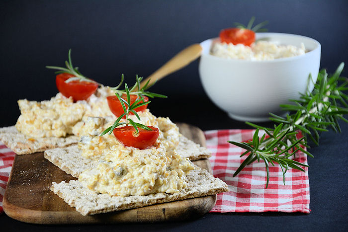 Pileća salata sa kikirikijem