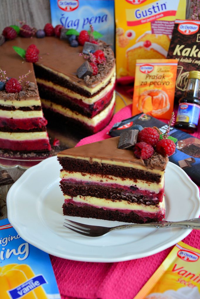 Bloody Berry torta