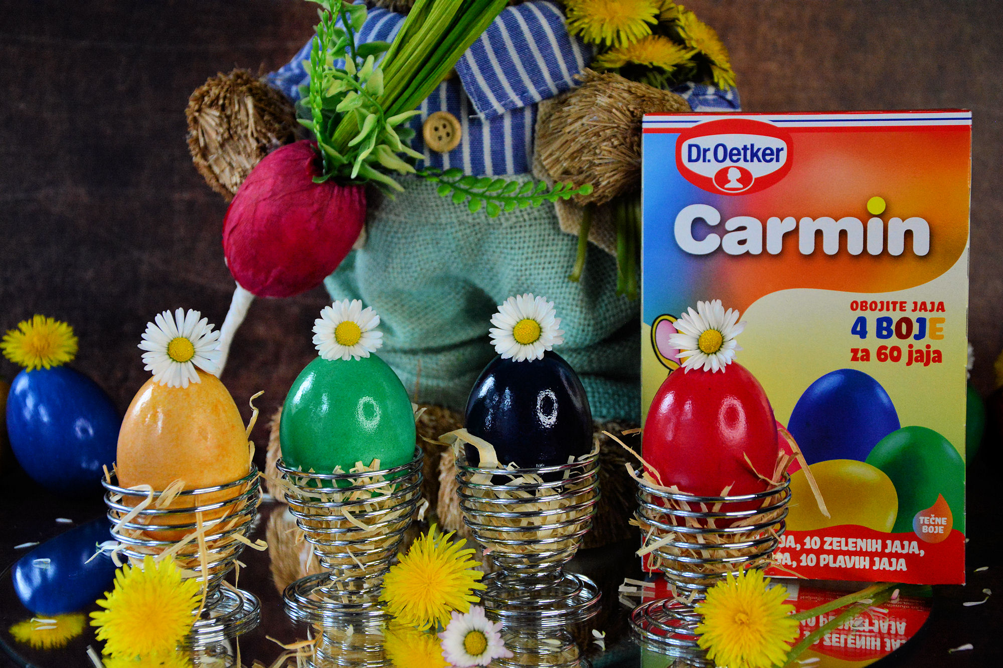Kako da izbelite jaja i ofarbate Carmin bojama