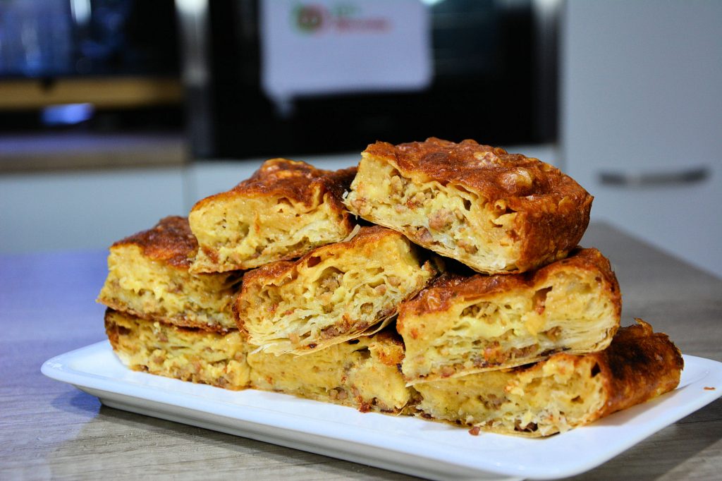 Sočna pita sa mesom