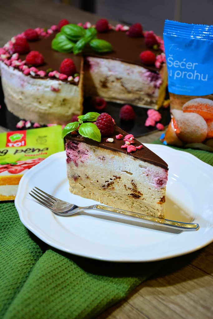 Lenja žena torta bez pečenja kremasta i osvežavajuća