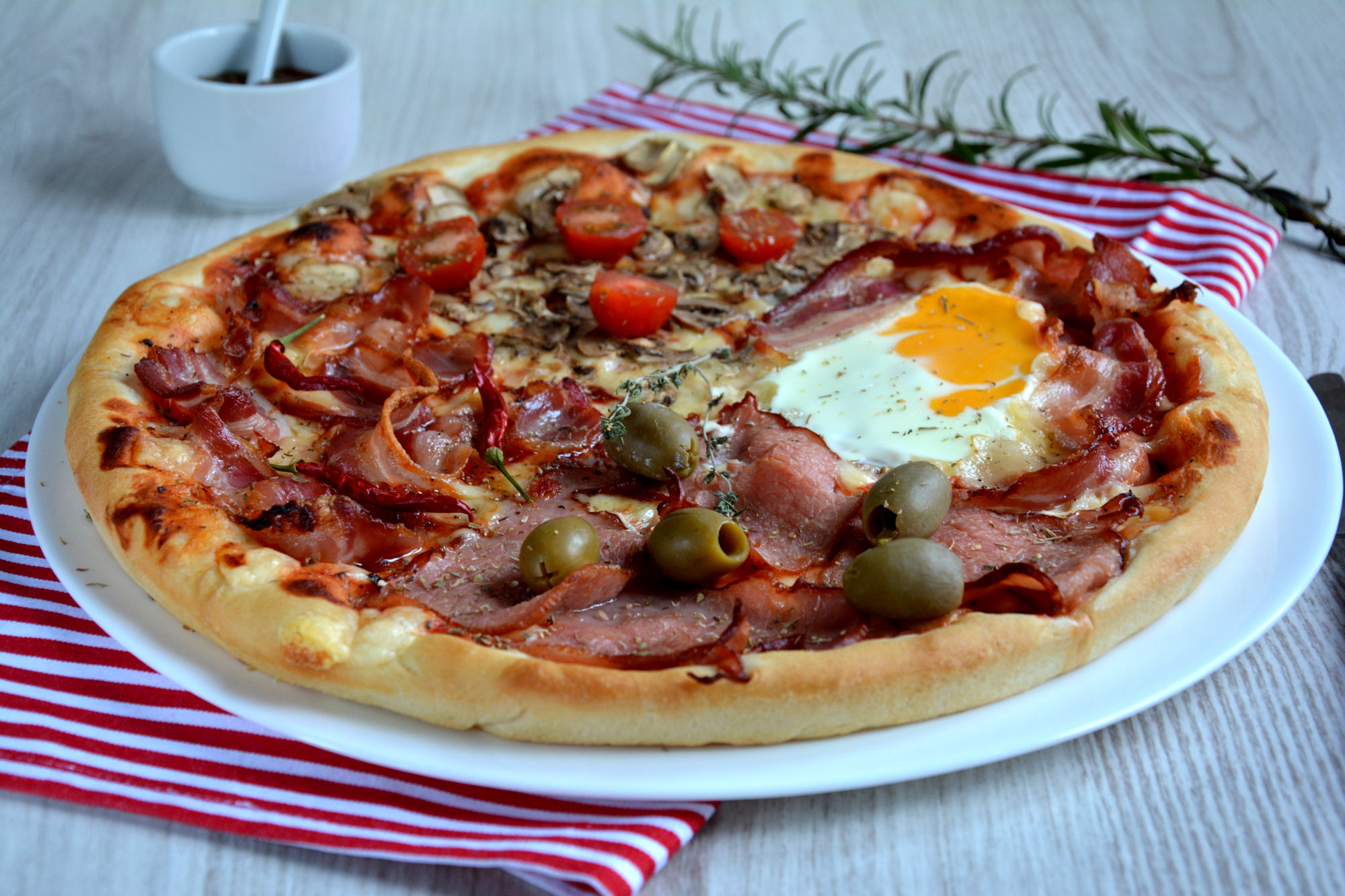 Pizza quattro stagioni