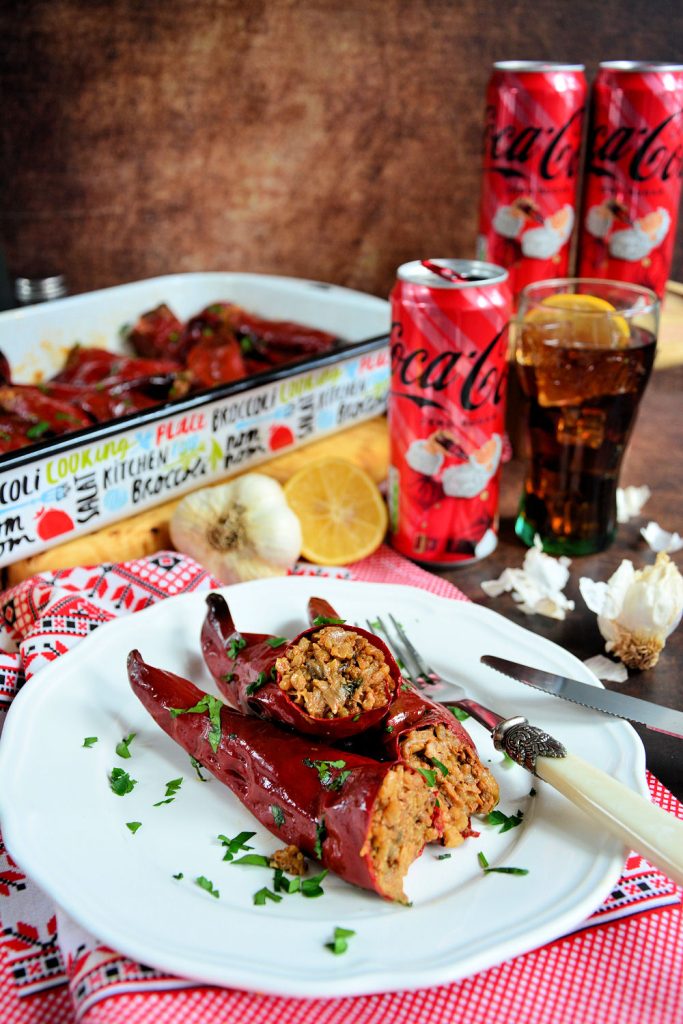 Posne punjene suve paprike na slavskoj trpezi | Minjina Kuhinjica Posne punjene suve paprike na slavskoj trpezi