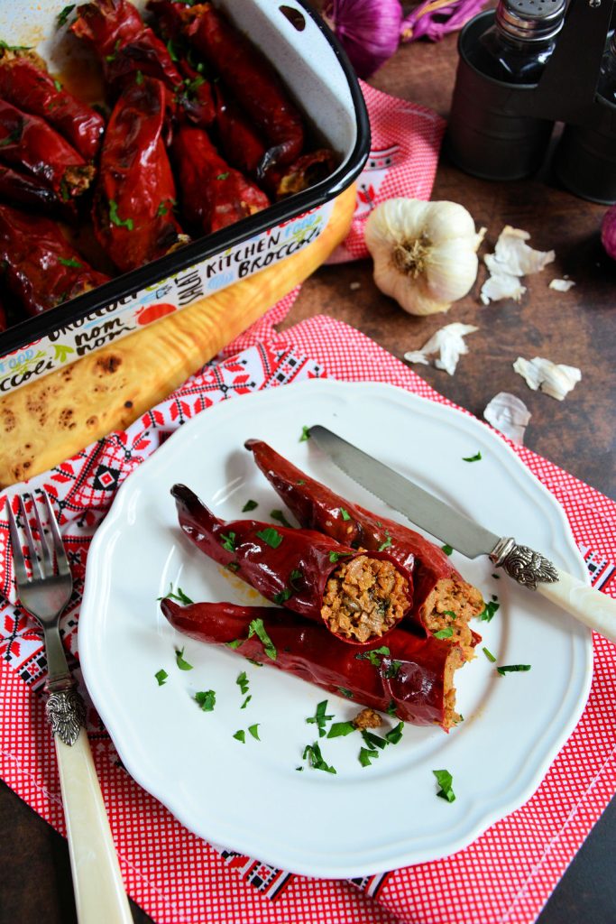 Posne punjene suve paprike pečene u rerni | Minjina Kuhinjica Posne punjene suve paprike pečene u rerni