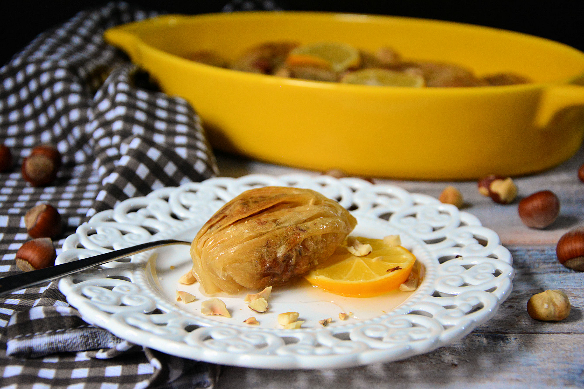 Gužvana baklava sa lešnikom