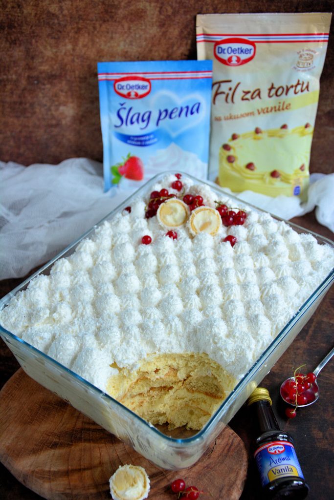 Rafaelo tiramisu bez pečenja sa kokosom i kremastim vanila filom Rafaelo tiramisu bez pečenja sa kokosom i kremastim vanila filom