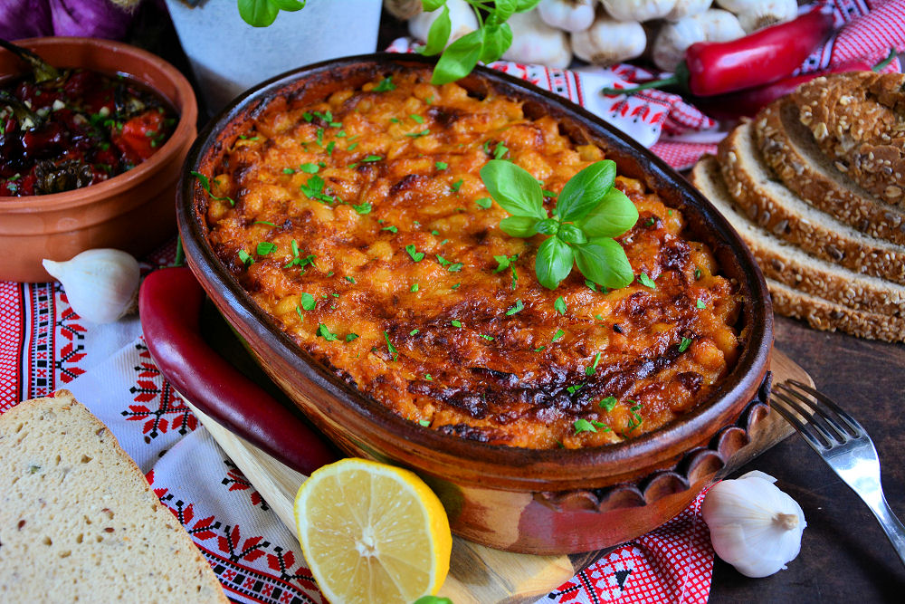 Tradicionalni prebranac od pasulja tetovca za posnu slavsku trpezu Tradicionalni prebranac od pasulja tetovca za posnu slavsku trpezu