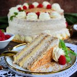 Egipatska torta (Egipćanka) (video) Presek Egipatske torte sa tri patišpanja i dva kremasta fila